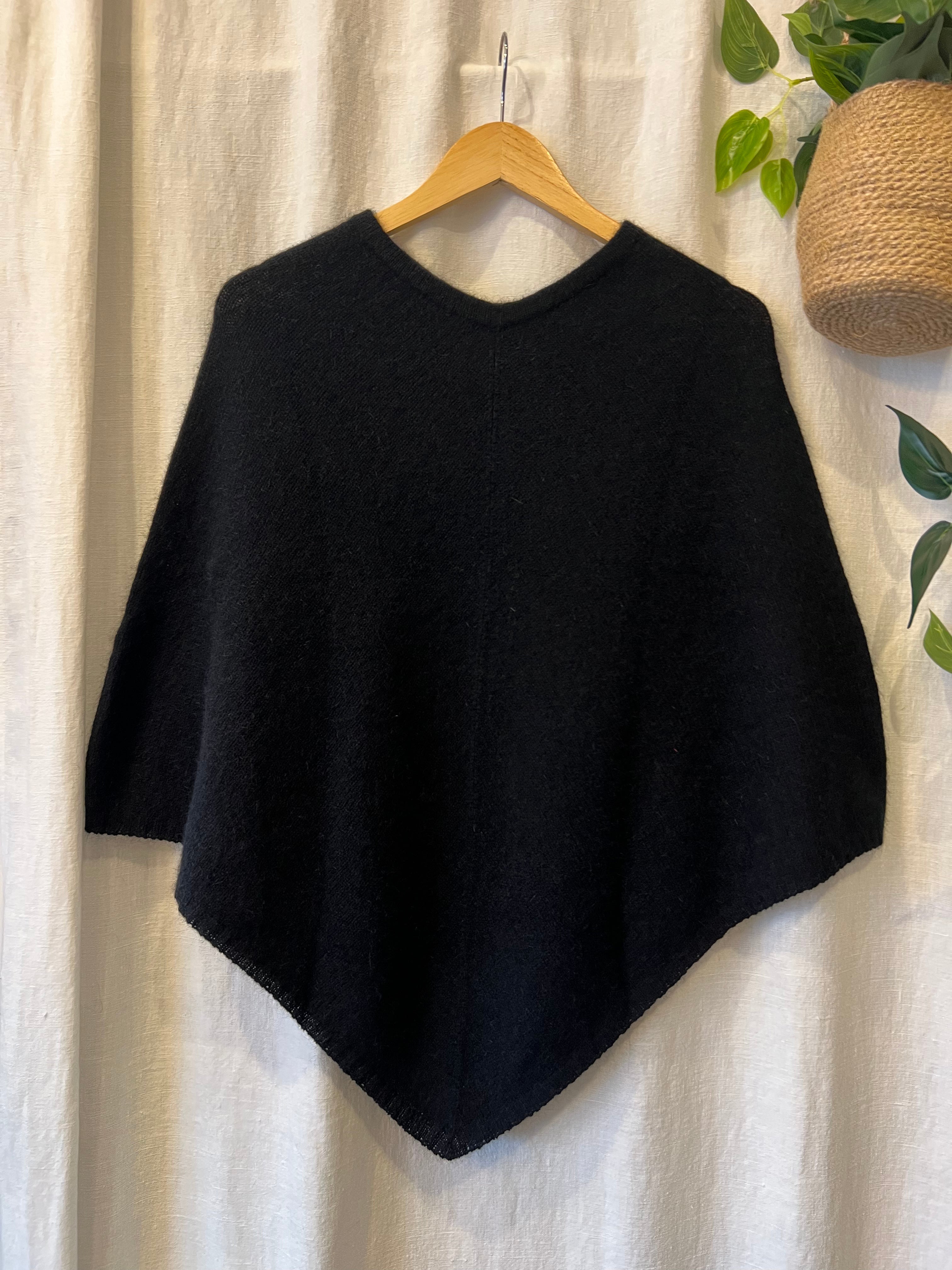 Possum/Merino Poncho - Black