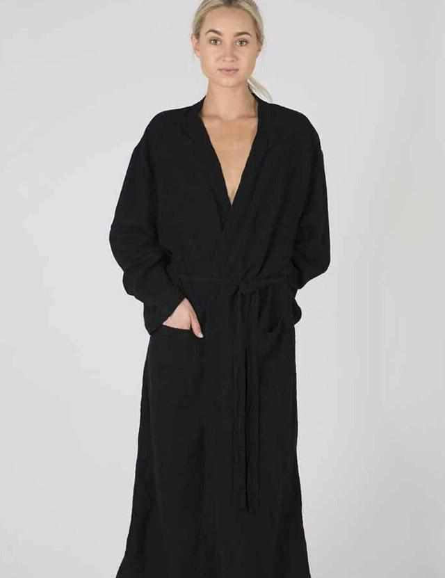 eadie-lifestyle-linen-robe-black-322017.jpg