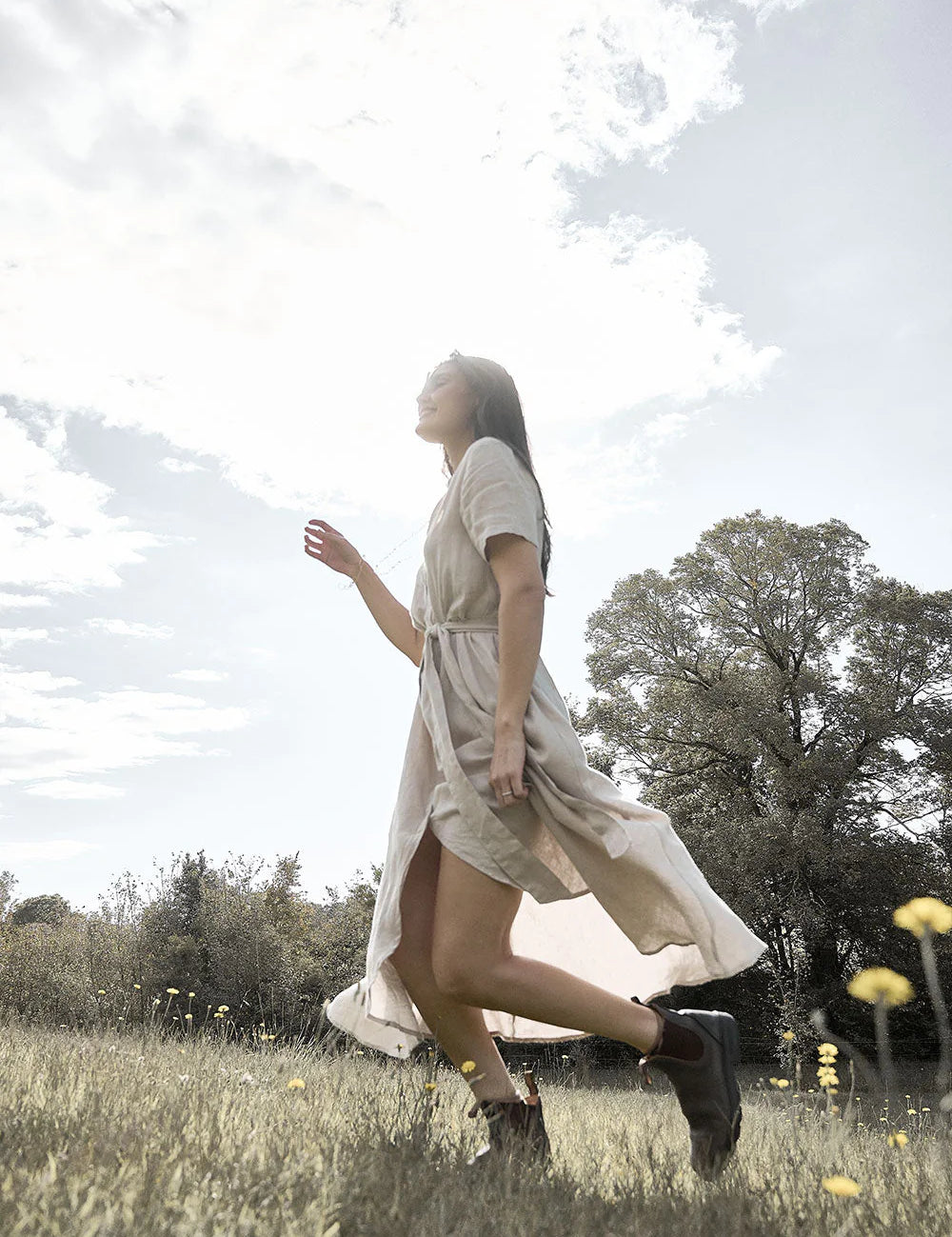 eadie-lifestyle-ravello-linen-dress-natural-101786_jpg.webp